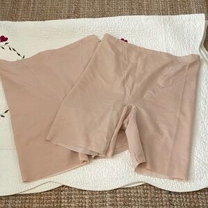 Maidenform 2055 Lot of 2 Thigh Slimmer Shaper Shorts Mid Thigh Nude XL